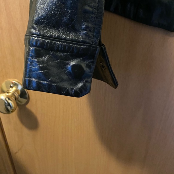 Leather jacket - Picture 5 of 5